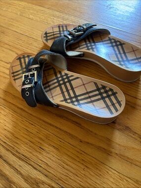 Black Leather Buckle Slide Sandals with Plaid Footbed